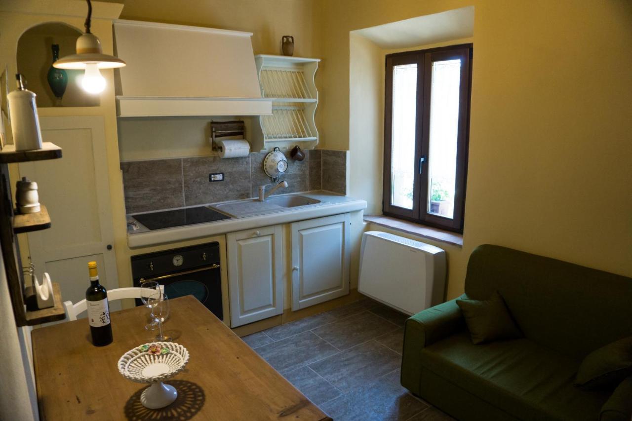 Antica Casa Del Glicine Apartment Poggibonsi Exterior photo